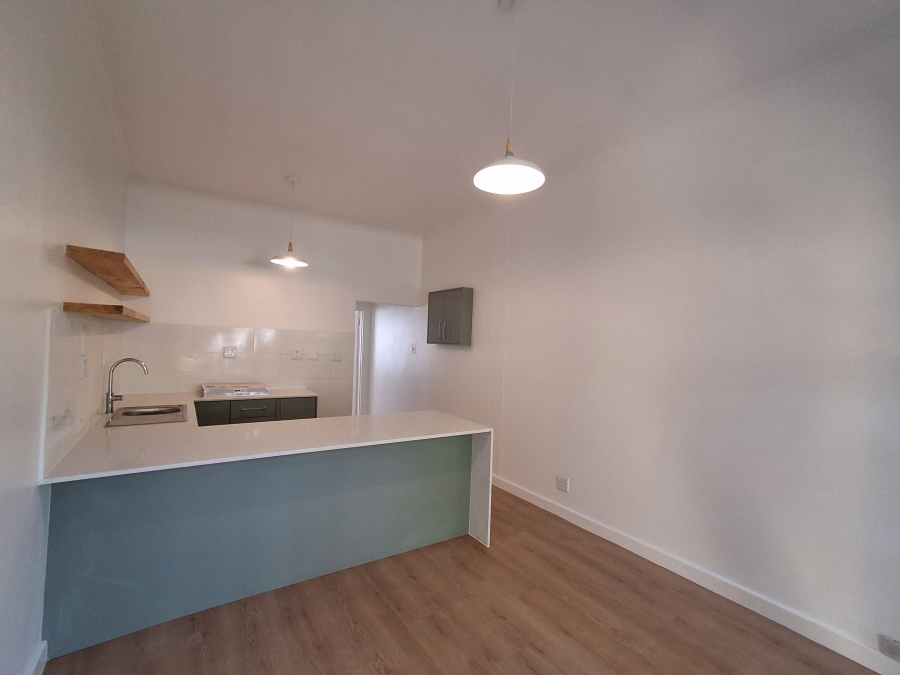 1 Bedroom Property for Sale in Kenilworth Western Cape